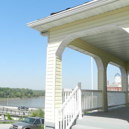 Helming Guest House Hermann Exterior photo