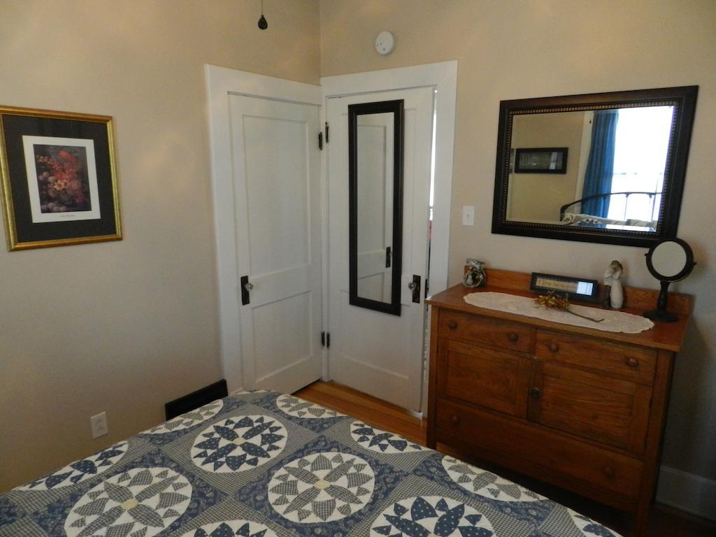 Helming Guest House Hermann Room photo